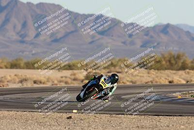 media/Dec-07-2025-CVMA (Sun) [[3e7d2de5dc]]/Race 17-Amateur Formula Middleweight/